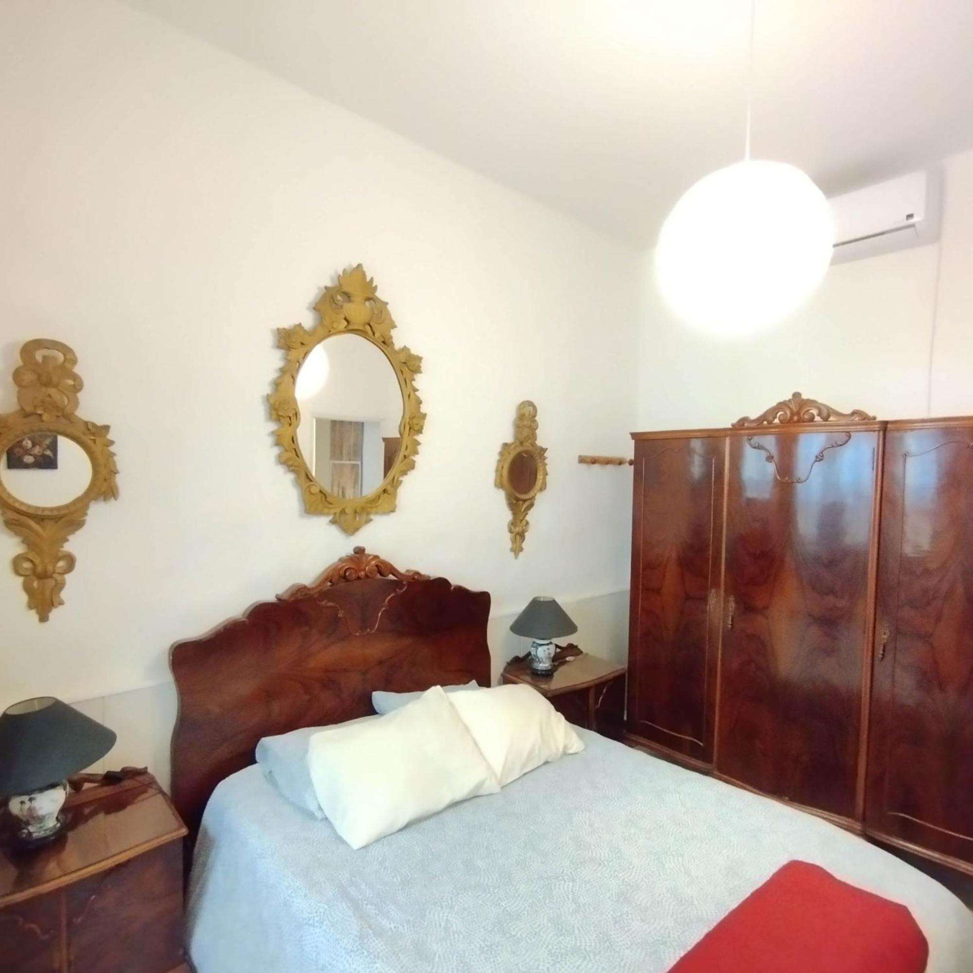 Piso En El Casco Antiguo Con Patio Privado Apartment Севиля Екстериор снимка